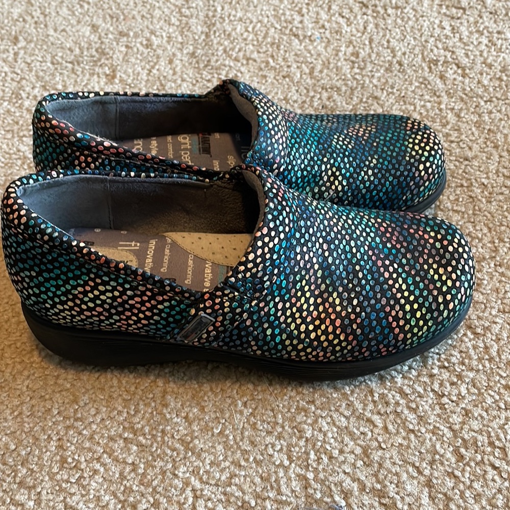 Grey’s Anatomy clogs